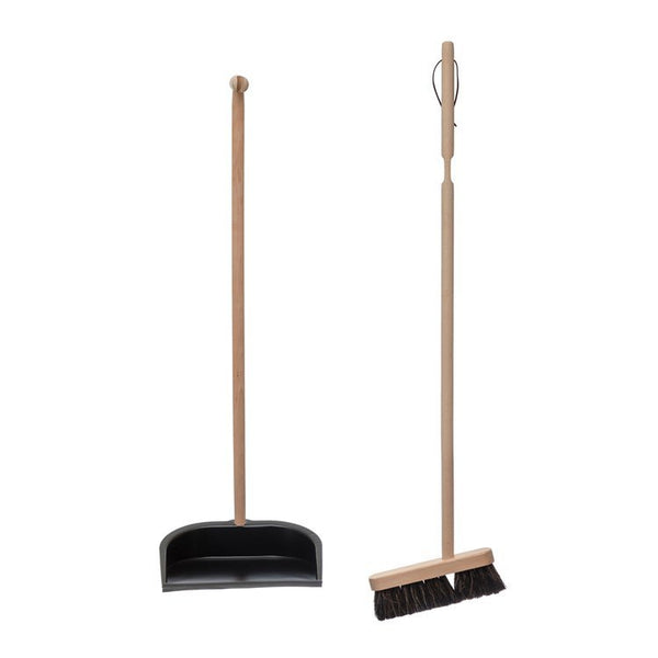 CC HORSE HAIR BROOM W/ DUSTPAN