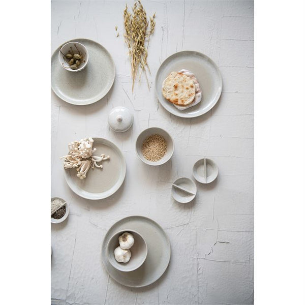 B 6-1/4" APPETIZER PLATE, Bone Color (Each Will Vary)