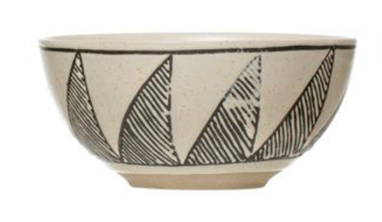 B 4-1/2" “POINTS” Bowl, Black & Cream Color