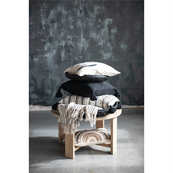 B 18” BLACK PILLOW W/ TASSLES