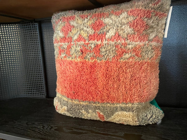 DZ VINTAGE MOROCCAN RUG PILLOW