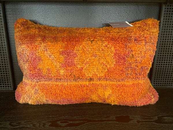 DZ VINTAGE MOROCCAN RUG LUMBAR PILLOW 1