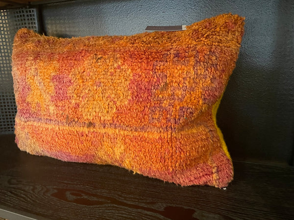 DZ VINTAGE MOROCCAN RUG LUMBAR PILLOW 1
