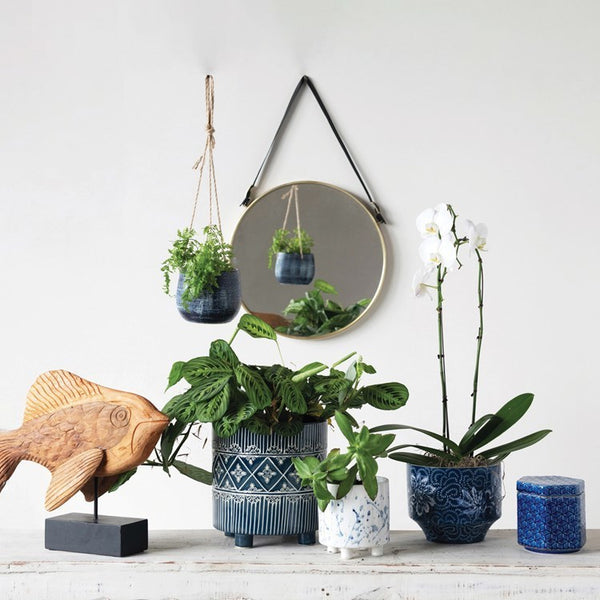 CC 9” BLUE w/ WHITE FOOTED POT