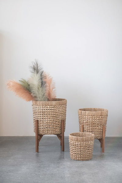 CC MEDIUM RATTAN PLANTER W/ STAND