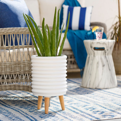 SYA 11Wx17H WHITE POT W/ WOOD LEGS
