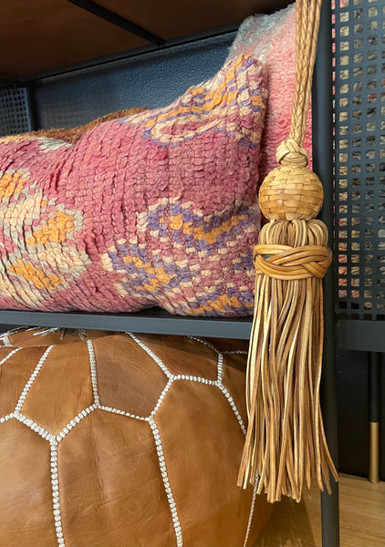 DZ MOROCCAN LIGHT LEATHER TASSLE