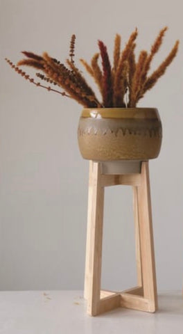 CC MUSTARD STONEWARE POT W/ STAND