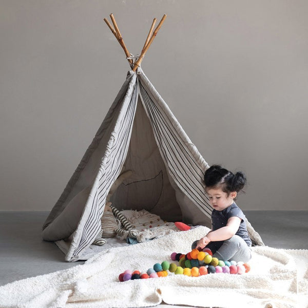 CC RAINBOW WOOL FELT BALLS GARLAND