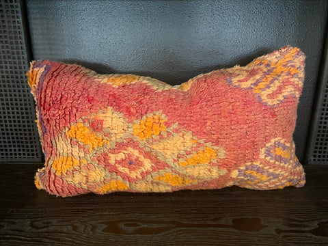 DZ VINTAGE MOROCCAN RUG LUMBAR PILLOW 2